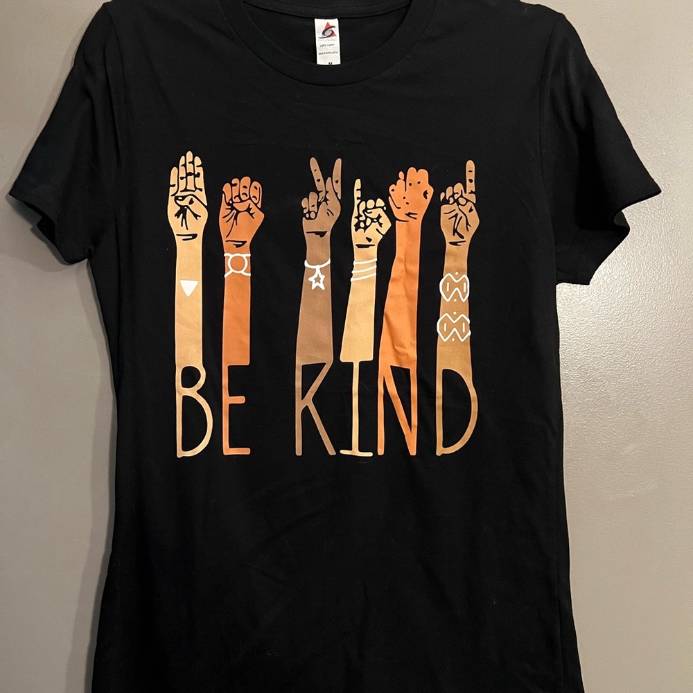 Black 'Be Kind' Graphic T-Shirt